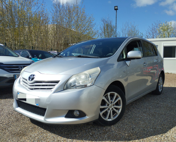 Toyota Toyota Verso 2.0 D4D 126 CV SKYVIEW 7 PLACES