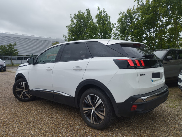 Peugeot Peugeot 3008 BLUEHDI 130CH S&S EAT8 ALLURE