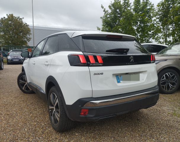 Peugeot Peugeot 3008 BLUEHDI 130CH S&S EAT8 ALLURE