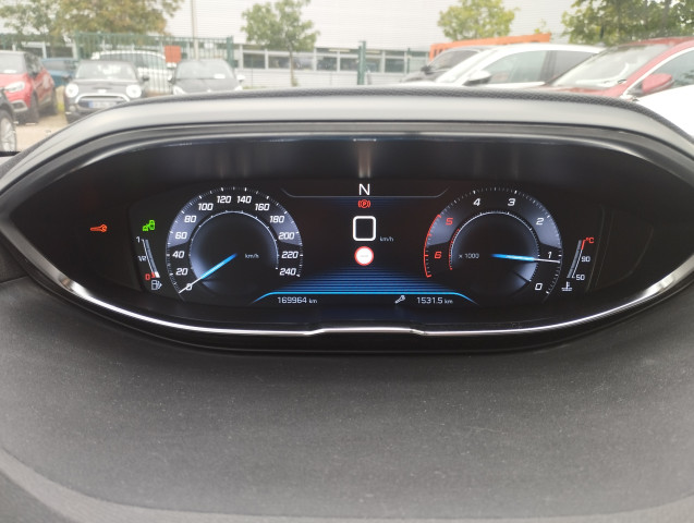 Peugeot Peugeot 3008 BLUEHDI 130CH S&S EAT8 ALLURE