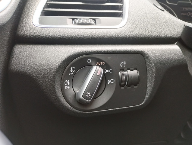 Audi Audi Q3 2.0 TDI 140 CV AMBITION LUXE