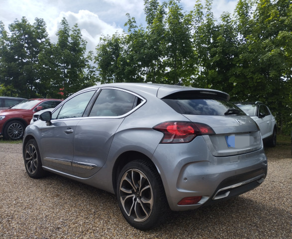 DS DS  4 BLUEHDI EAT6 120 CV CONNECTED CHIC