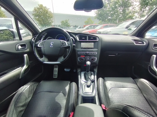 DS DS  4 BLUEHDI EAT6 120 CV CONNECTED CHIC