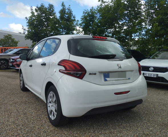 Peugeot Peugeot 208 1.2 PURETECH 82CV LIKE SOCIETE 