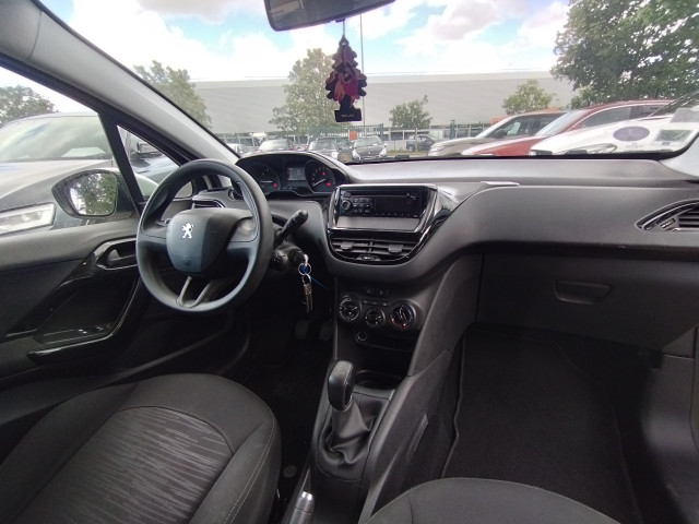 Peugeot Peugeot 208 1.2 PURETECH 82CV LIKE SOCIETE 