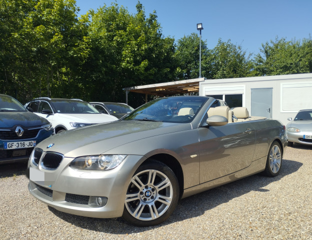 BMW BMW Série 3 V (E93) 320i 170ch Luxe