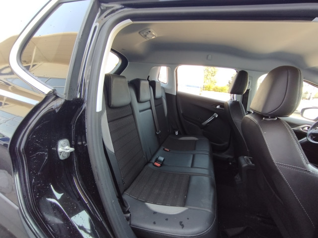 Peugeot Peugeot 2008 1.5 BlueHDI EAT6 120 cv ALLURE