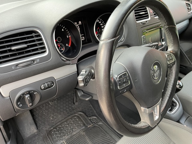 Volkswagen Volkswagen Golf Cabriolet VI 2.0 TDI 140  BLUEMOT