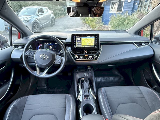 Toyota Toyota Corolla Touring Spt 122h Dynamic Sp Hybrid 
