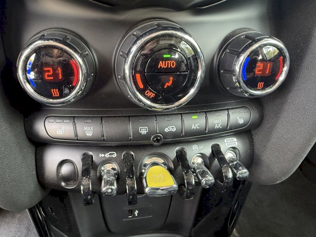 Mini Mini Cooper COOPER SE 32.6 kw 184CH