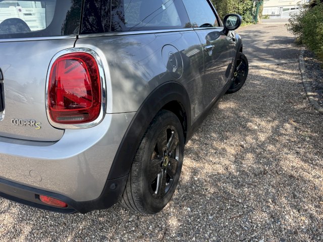 Mini Mini Cooper COOPER SE 32.6 kw 184CH