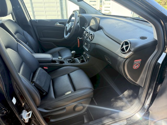 Mercedes-Benz Mercedes-Benz Classe B  180 Business Edition