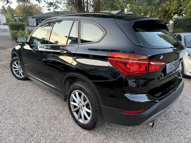 BMW BMW X1 II (F48) sDrive18i 140ch Business Design