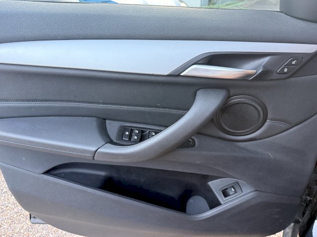BMW BMW X1 II (F48) sDrive18i 140ch Business Design