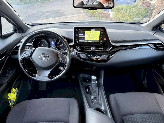Toyota Toyota C-Hr  122h Dynamic 2WD E-CVT MY20