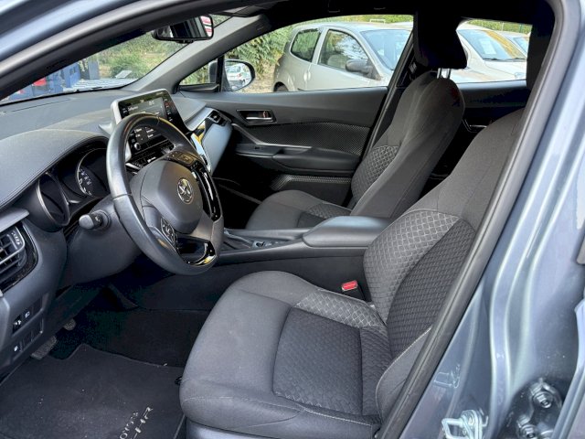 Toyota Toyota C-Hr  122h Dynamic 2WD E-CVT MY20