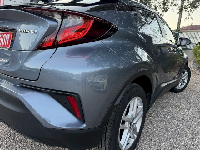 Toyota Toyota C-Hr  122h Dynamic 2WD E-CVT MY20