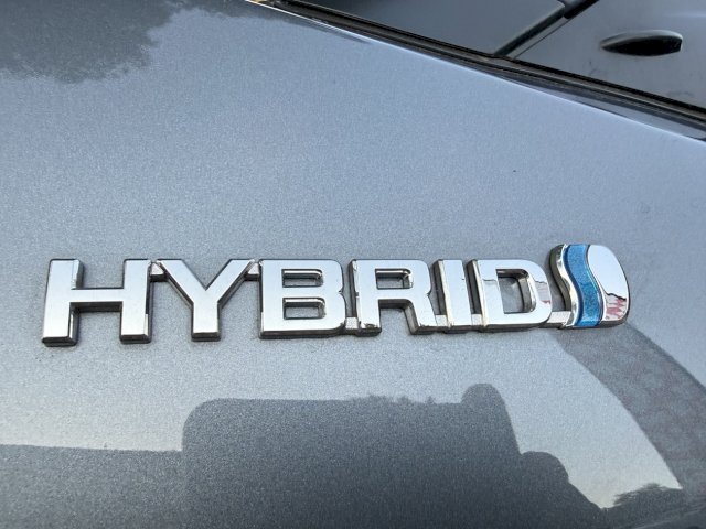 Toyota Toyota C-Hr  122h Dynamic 2WD E-CVT MY20