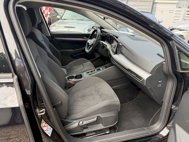 Volkswagen Volkswagen Golf VIII 1.0 eTSI OPF 110ch Active DSG7