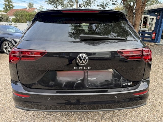Volkswagen Volkswagen Golf VIII 1.0 eTSI OPF 110ch Active DSG7