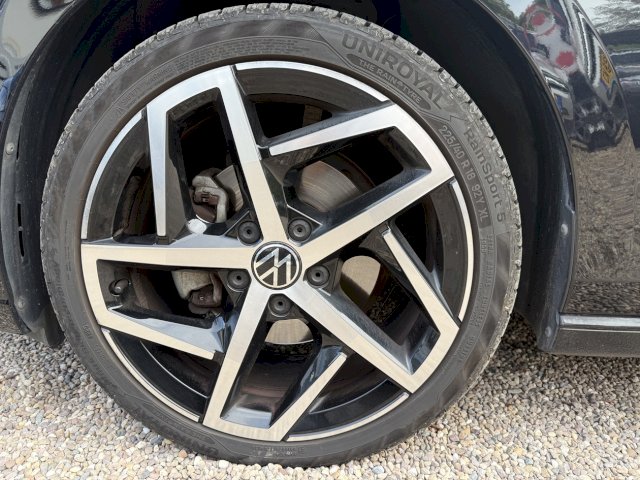 Volkswagen Volkswagen Golf VIII 1.0 eTSI OPF 110ch Active DSG7