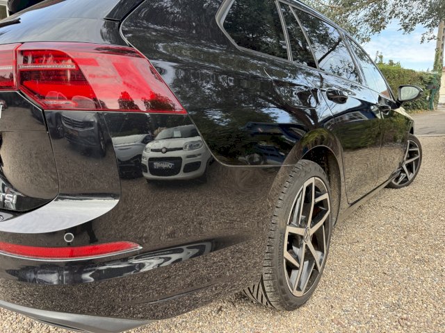Volkswagen Volkswagen Golf VIII 1.0 eTSI OPF 110ch Active DSG7