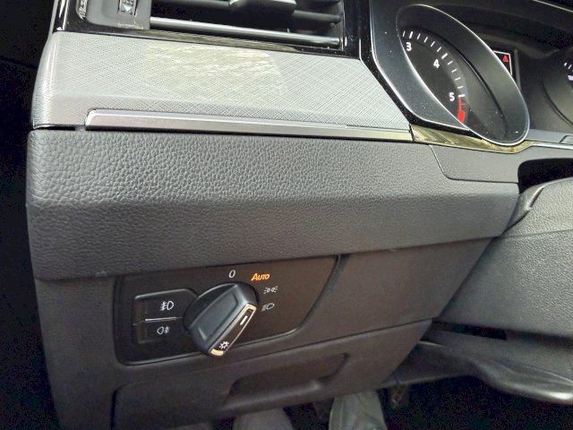 Volkswagen Volkswagen Passat VIII 2.0 TDI EVO 122ch Business DSG7