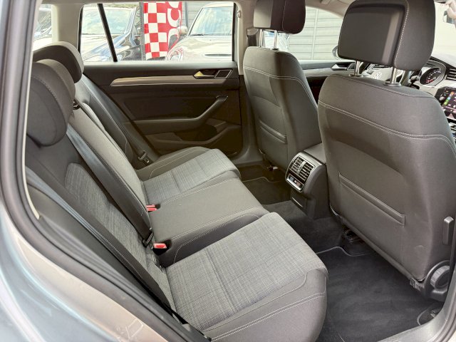 Volkswagen Volkswagen Passat VIII 2.0 TDI EVO 122ch Business DSG7