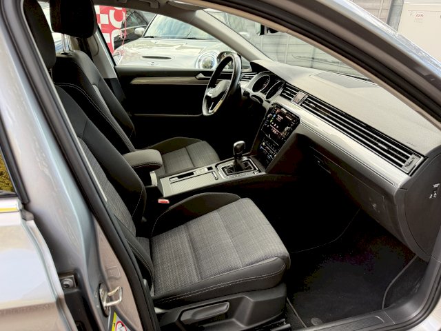 Volkswagen Volkswagen Passat VIII 2.0 TDI EVO 122ch Business DSG7