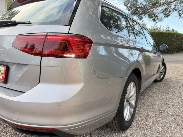 Volkswagen Volkswagen Passat VIII 2.0 TDI EVO 122ch Business DSG7