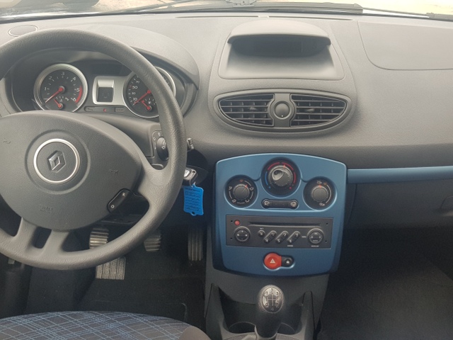 Renault Renault Clio III (B/C85) 1.5 dCi 70ch Extrême Foncée Clim 5p