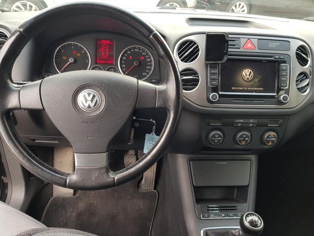 Volkswagen Volkswagen Tiguan 2.0 TDI 140ch Sport&Style 4x2