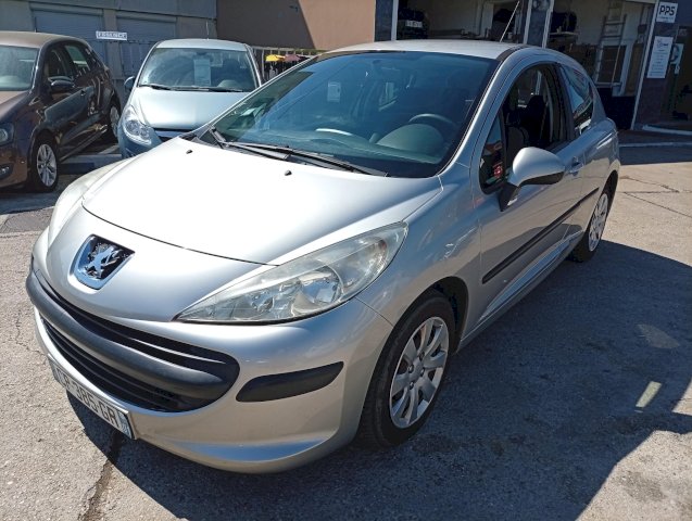 Peugeot Peugeot 207  1.6 HDi90 Trendy 5p