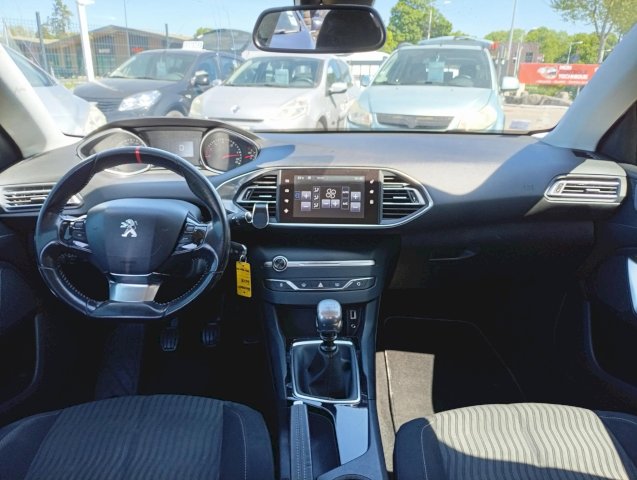Peugeot Peugeot 308 II 1.6 e-HDi 115ch Business Pack 5p