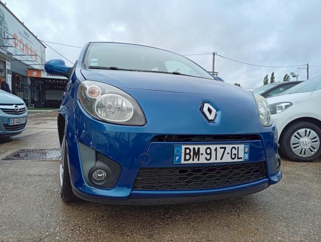 Renault Renault Twingo II (C44) 1.2 16v 75ch Dynamique