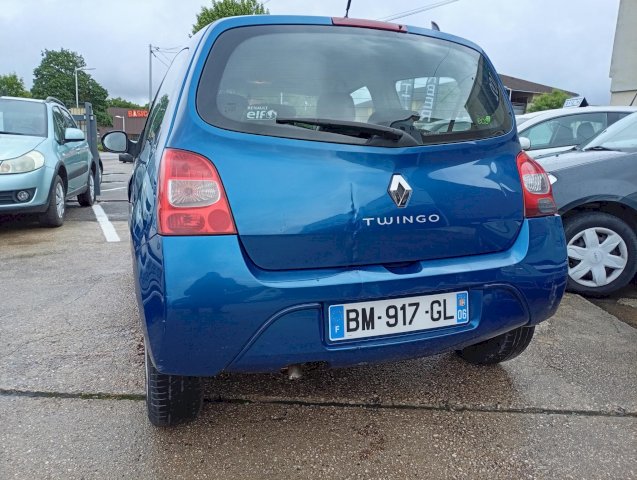 Renault Renault Twingo II (C44) 1.2 16v 75ch Dynamique