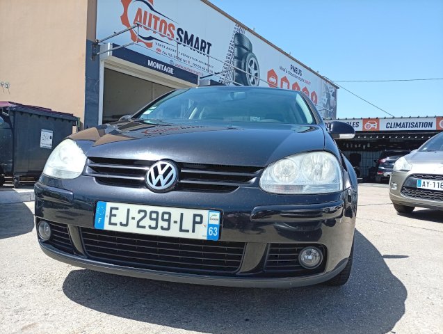 Volkswagen Volkswagen Golf V 1.9 TDI 105 Confort DSG6 3p