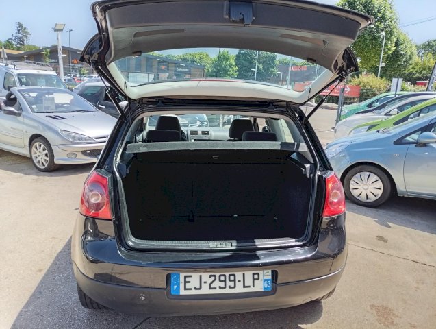 Volkswagen Volkswagen Golf V 1.9 TDI 105 Confort DSG6 3p