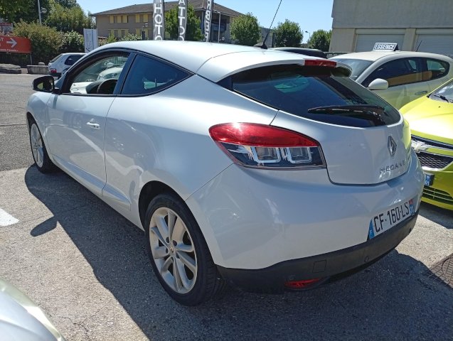 Renault Renault Megane III 1.5 dCi 110ch energy Dynamique 