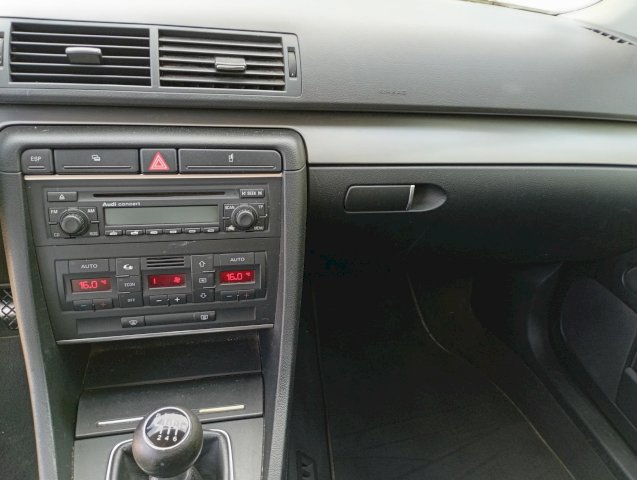 Audi Audi A4  2.0 TDI 140 DPF S Line Multitronic