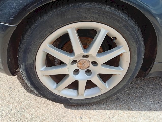 Audi Audi A4  2.0 TDI 140 DPF S Line Multitronic