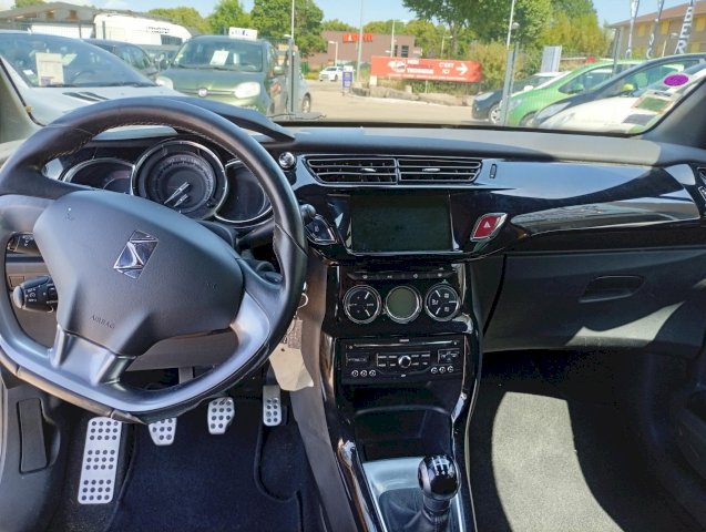 Citroën Citroën DS3 1.6 e-HDi90 Airdream So Chic 5cv