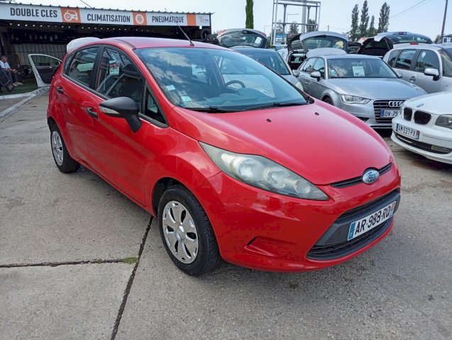 Ford Ford Fiesta IV 1.4 TDCi 68ch Ghia 5p