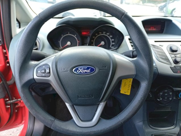 Ford Ford Fiesta IV 1.4 TDCi 68ch Ghia 5p