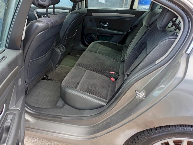 Renault Renault Laguna III 2.0 dCi 150ch Privilège