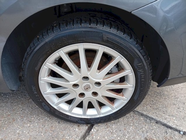 Renault Renault Laguna III 2.0 dCi 150ch Privilège