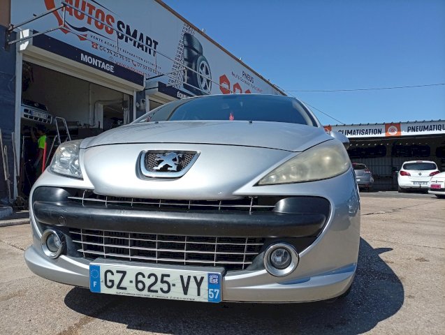 Peugeot Peugeot 207  1.6 HDi110 Executive Pack 5p