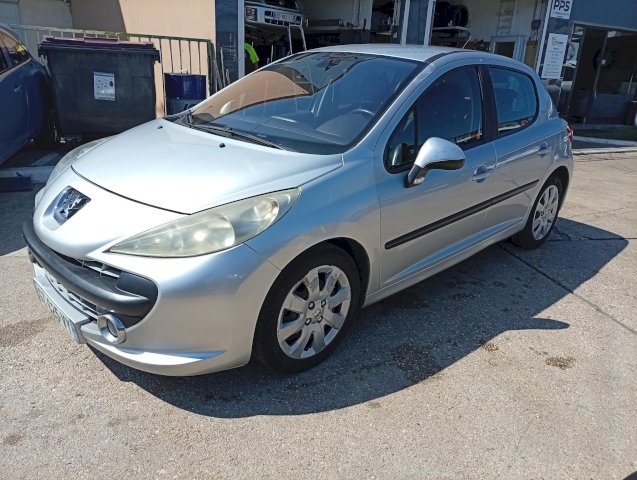 Peugeot Peugeot 207  1.6 HDi110 Executive Pack 5p