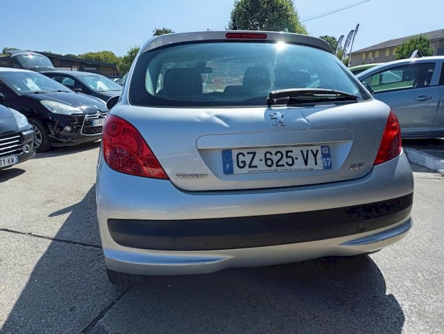 Peugeot Peugeot 207  1.6 HDi110 Executive Pack 5p