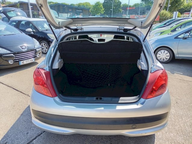 Peugeot Peugeot 207  1.6 HDi110 Executive Pack 5p